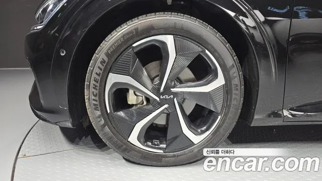 Kia EV6 — Фото автомобиля 5