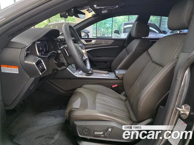 Audi A7 — Фото автомобиля 10