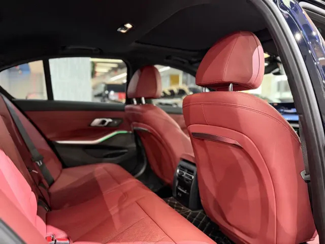 BMW 3 Series — Фото автомобиля 12