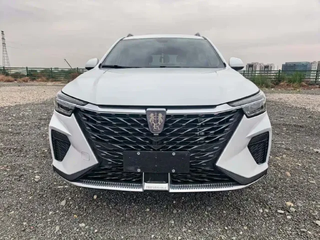 Roewe RX5 — Фото автомобиля 2