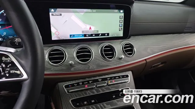 Mercedes-Benz E-Class E-класс W213 E350 4MATIC Exclusive — Фото автомобиля 14