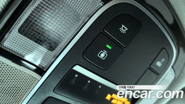Hyundai Tucson Tucson (NX4) Дизель 2.0 2WD — Фото автомобиля 17