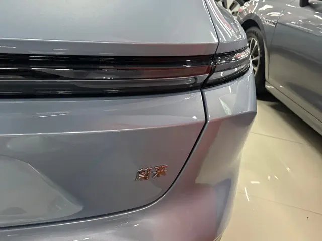 Nio ET5 Touring — Фото автомобиля 23
