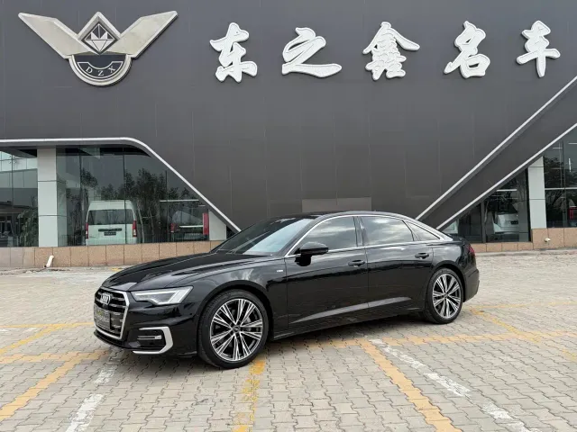 Фотография автомобиля — Audi A6L