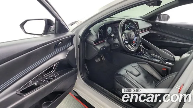 Hyundai AVANTE — Фото автомобиля 10