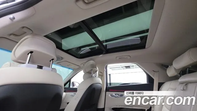 Genesis GV70 — Фото автомобиля 24
