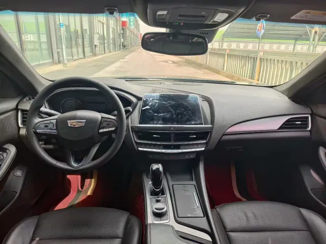 Cadillac CT5 — Фото автомобиля 9