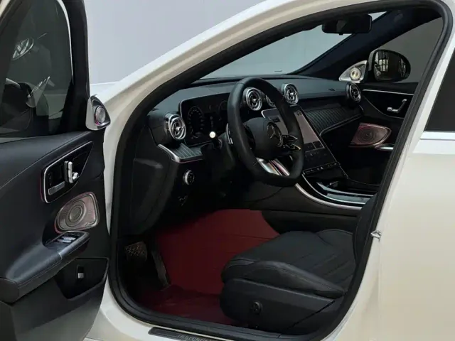 Mercedes-Benz C-Class — Фото автомобиля 13