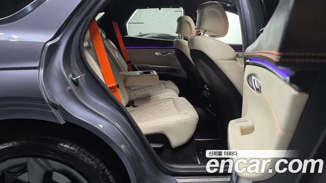 Genesis GV70 3.5T Бензин AWD — Фото автомобиля 11