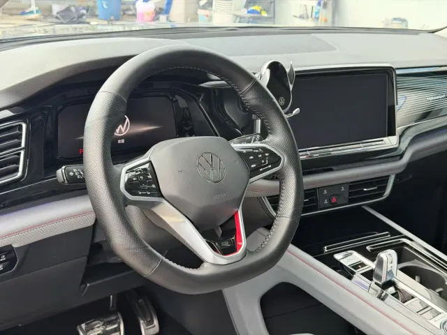 Volkswagen Teramont — Фото автомобиля 8