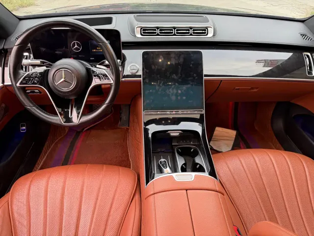 Mercedes-Benz S-Class — Фото автомобиля 10