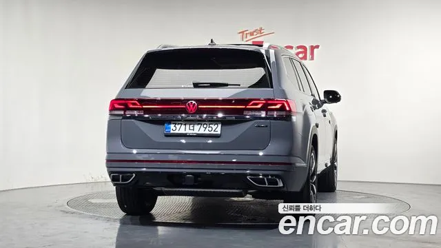 Volkswagen Atlas — Фото автомобиля 4
