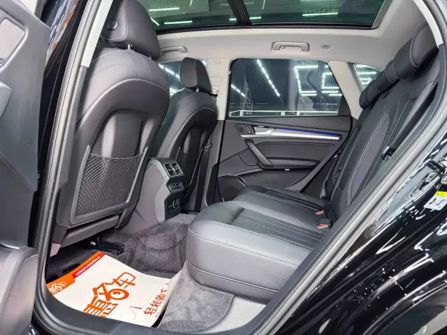 Audi Q5L — Фото автомобиля 17