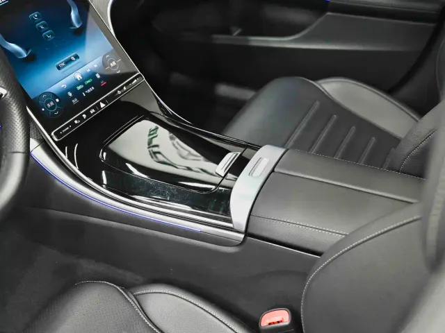 Mercedes-Benz C-Class — Фото автомобиля 19