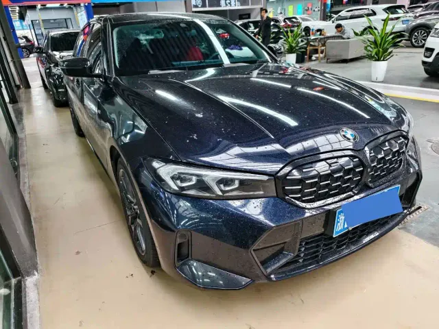 BMW 3 Series — Фото автомобиля 3