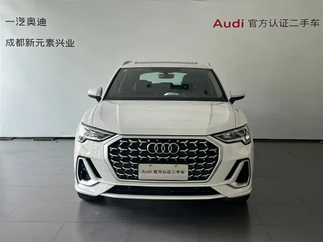 Audi Q3 — Фото автомобиля 2