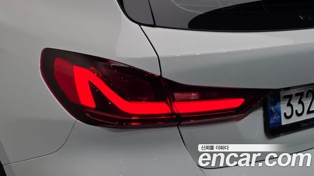 BMW 1 Series F40 — Фото автомобиля 8