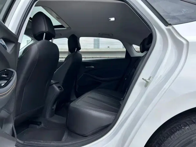 Buick Verano — Фото автомобиля 6