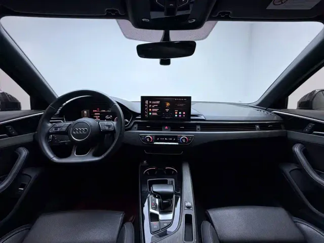 Audi A4L — Фото автомобиля 11