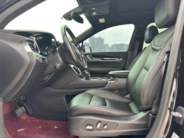 Cadillac XT6 — Фото автомобиля 7