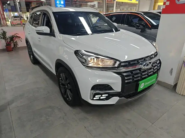Chery Tiggo 8 — Фото автомобиля 3