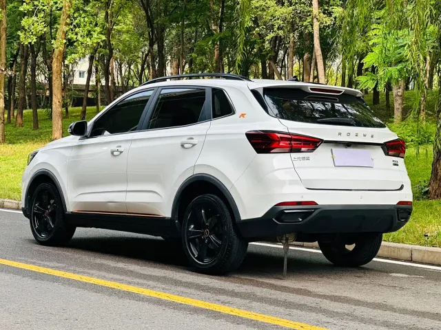 Roewe RX3 — Фото автомобиля 4