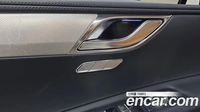 Genesis GV80 2.5T Бензин AWD — Фото автомобиля 18