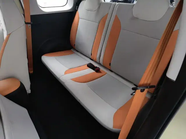Changan Lumin — Фото автомобиля 15