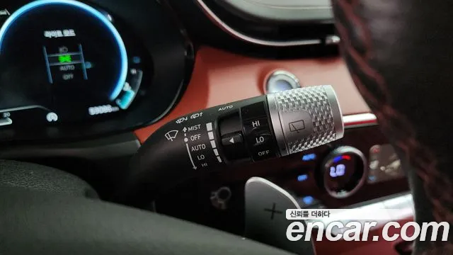 Genesis GV70 2.5T Бензин AWD — Фото автомобиля 23