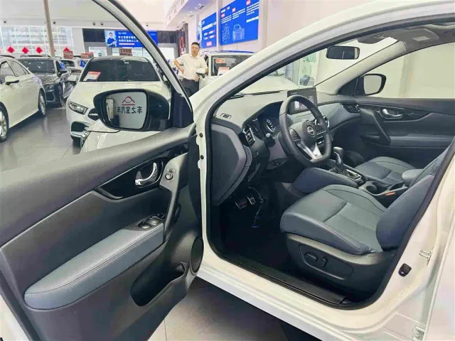 Nissan Qashqai — Фото автомобиля 20