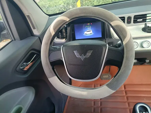 Wuling Hongguang Mini EV — Фото автомобиля 7