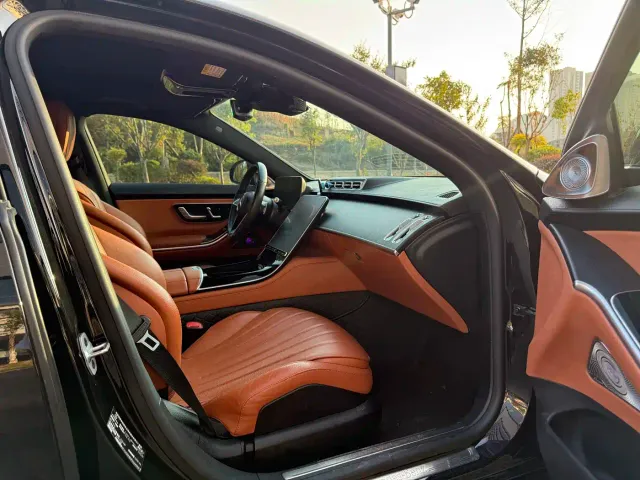 Mercedes-Benz S-Class — Фото автомобиля 6