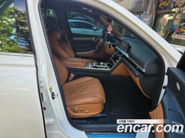 Genesis GV80 — Фото автомобиля 14