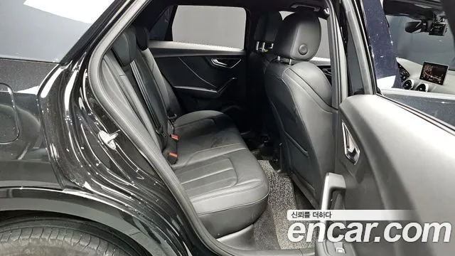 Audi Q2 35 TDI Premium — Фото автомобиля 11
