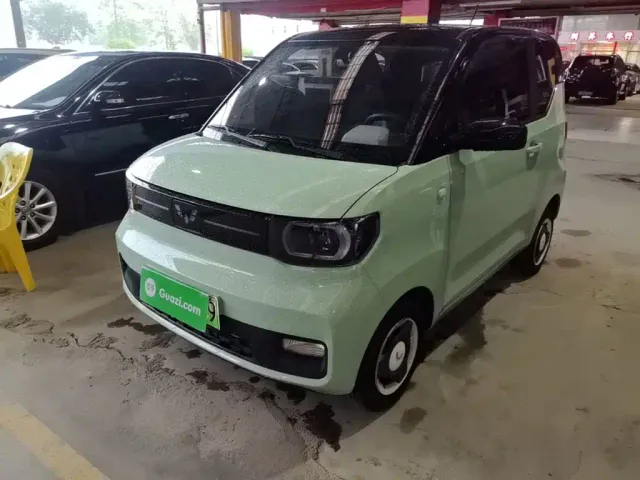 Фотография автомобиля — Wuling Hongguang Mini EV