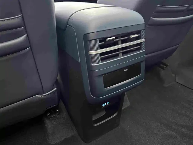 BYD FangChengBao Titanium 7 — Фото автомобиля 22