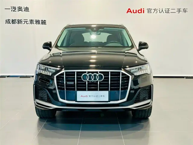 Audi Q7 — Фото автомобиля 2