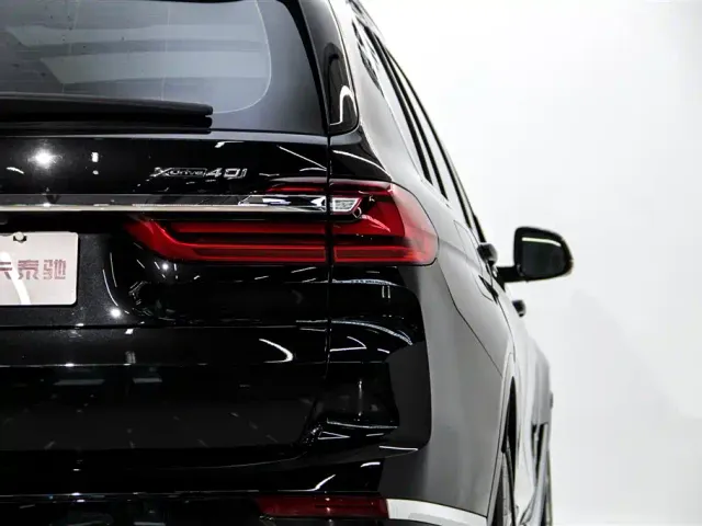 BMW X7 — Фото автомобиля 11