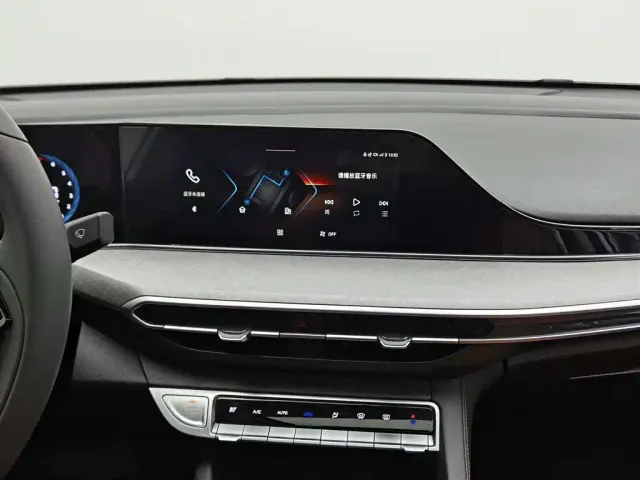 Changan Eado — Фото автомобиля 12