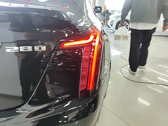 Cadillac CT5 — Фото автомобиля 7