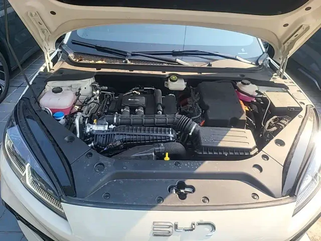 BYD Seal 06 — Фото автомобиля 19