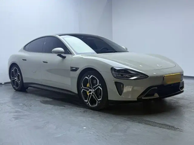 Xiaomi SU7 — Фото автомобиля 3