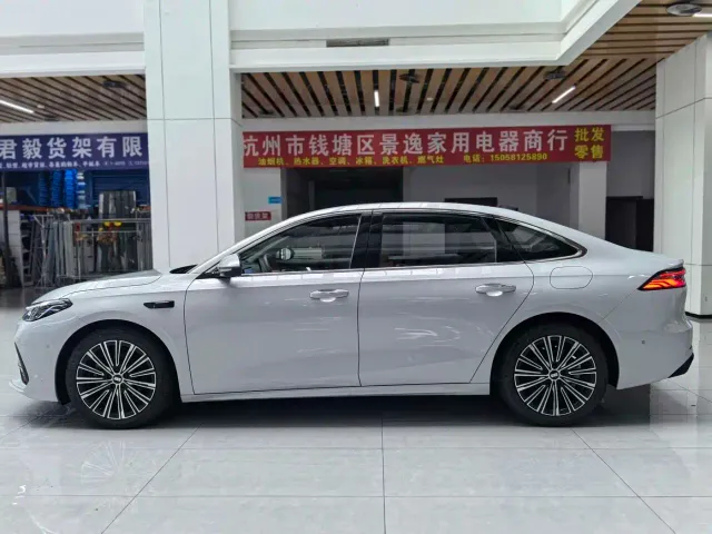 Geely Galaxy A7 — Фото автомобиля 14