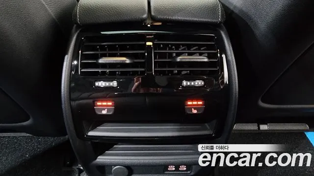 BMW 5-Series — Фото автомобиля 18