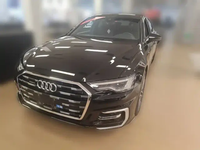Фотография автомобиля — Audi A6L