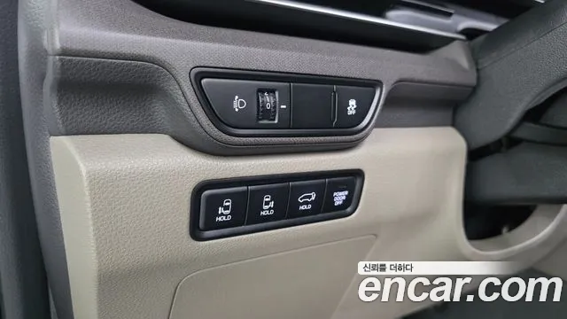 Kia Carnival — Фото автомобиля 19