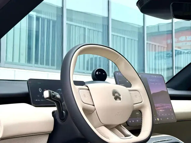 Nio ET5 Touring — Фото автомобиля 9