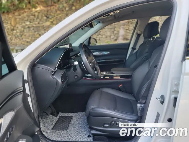 Genesis GV70 — Фото автомобиля 7