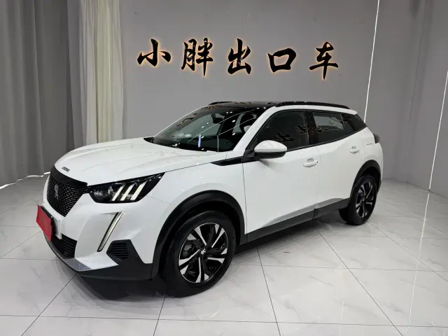 Фотография автомобиля — Peugeot 2008