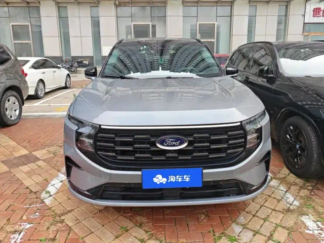 Ford Edge — Фото автомобиля 2